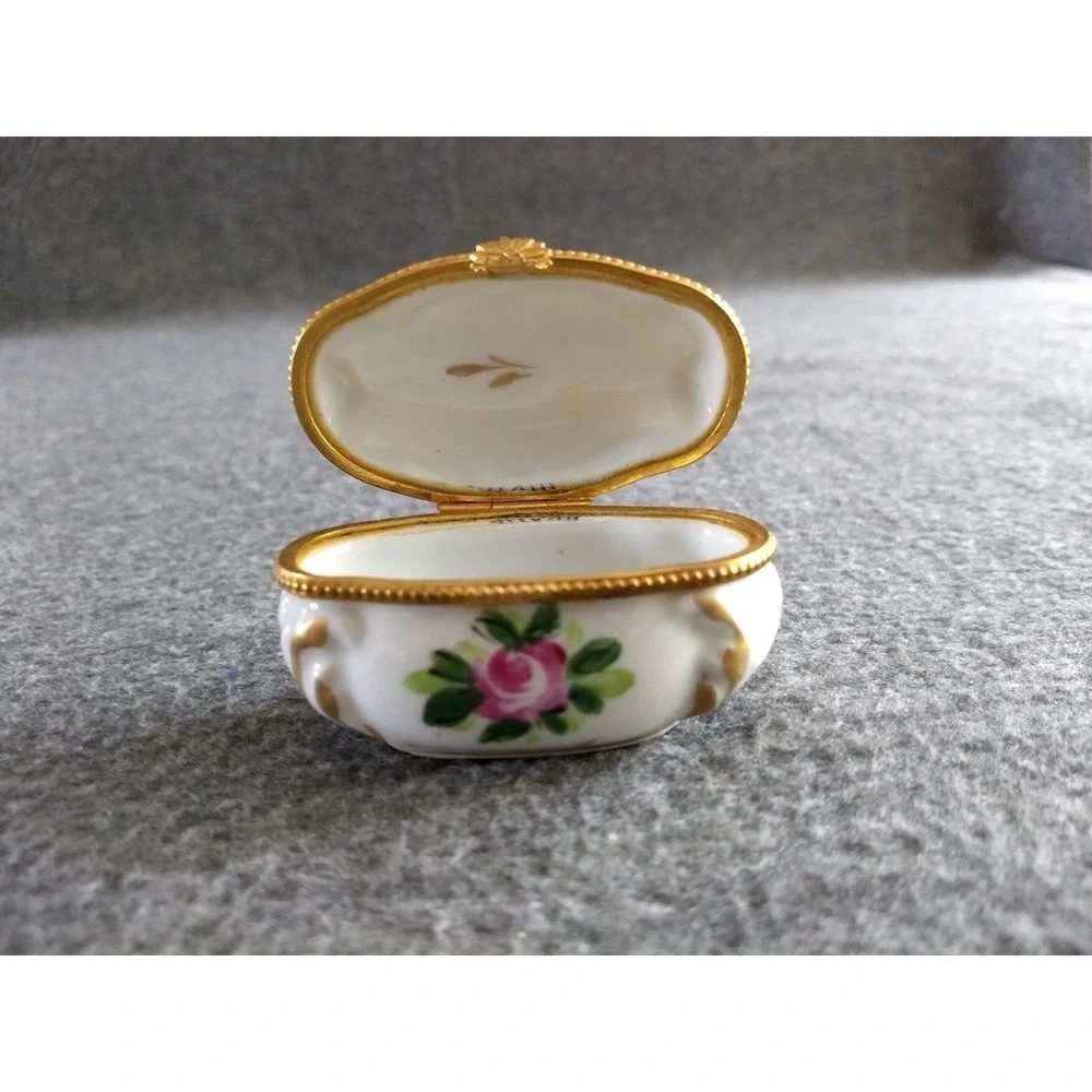 Hand Painted Floral Trinket Box Limoges?? Signed Quote on Top Made in France